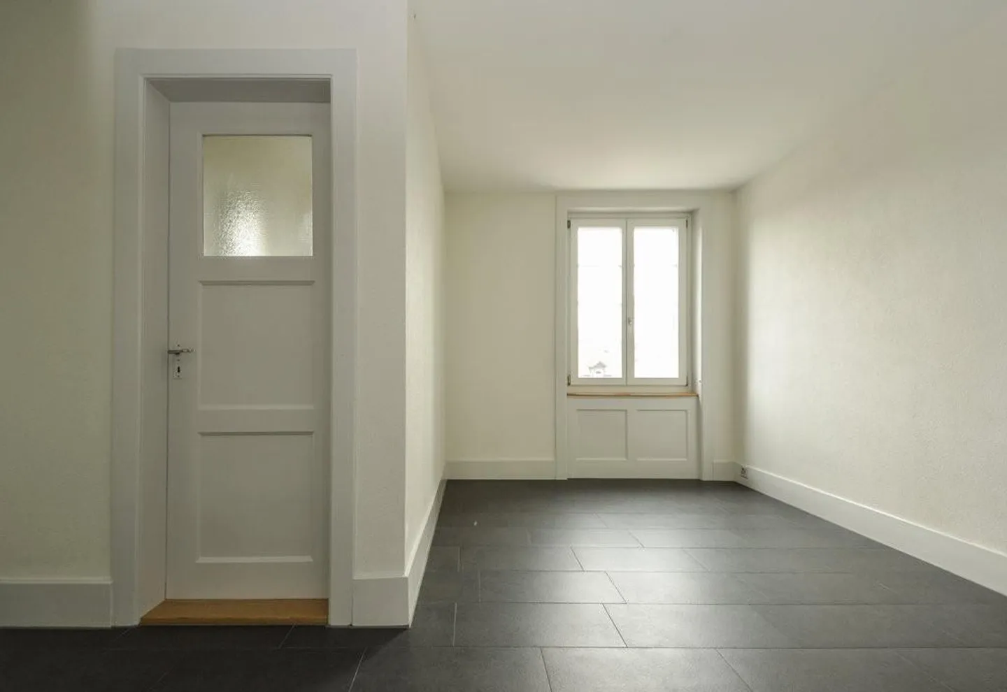 Modern living with historical charm - Photo 6 of 10