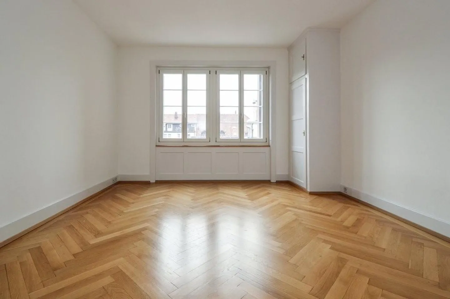 Modern living with historical charm - Photo 10 of 10