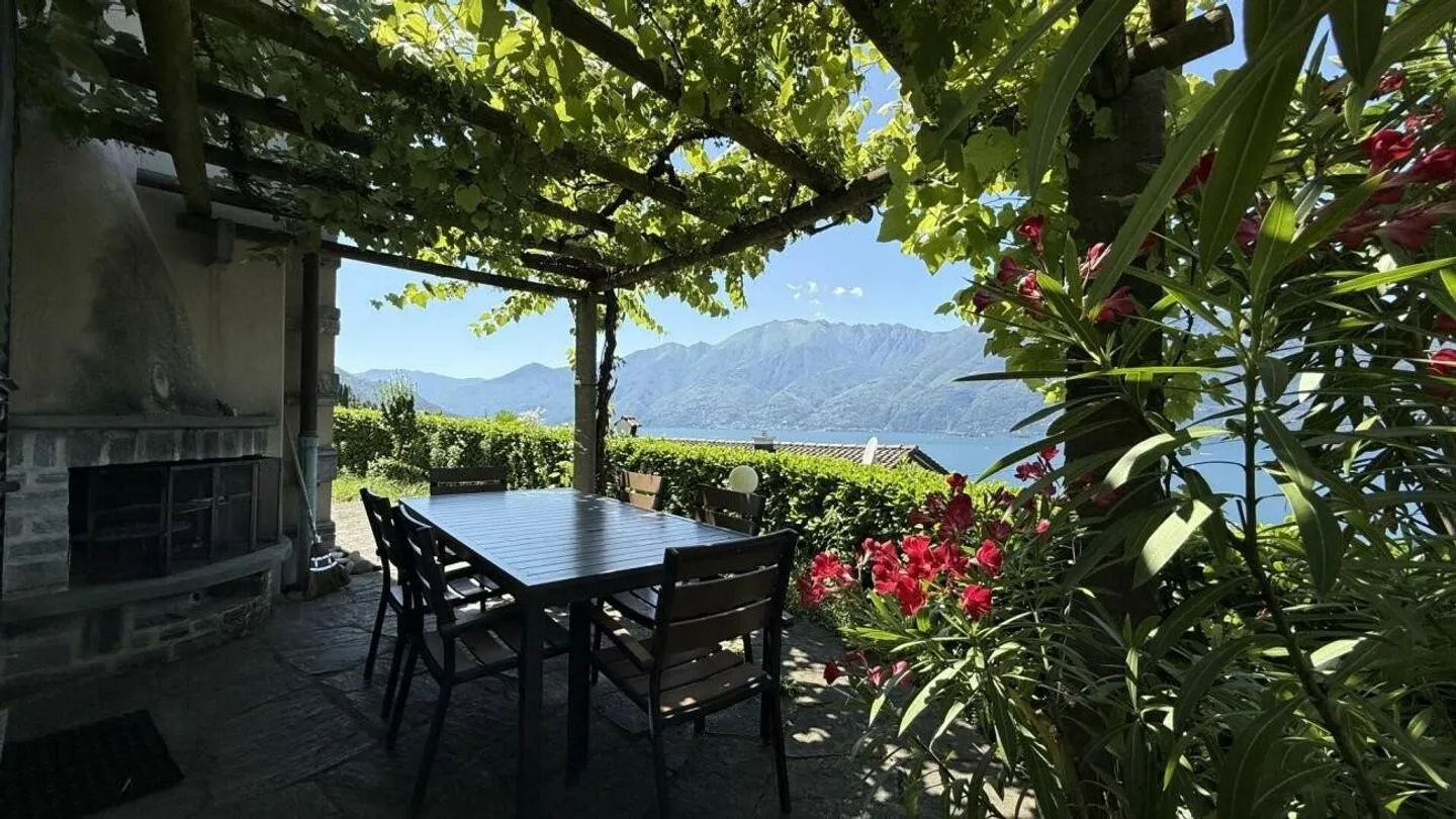 Casa unifamiliare di 4,5 locali con vista lago da sogno - Foto 4 di 12