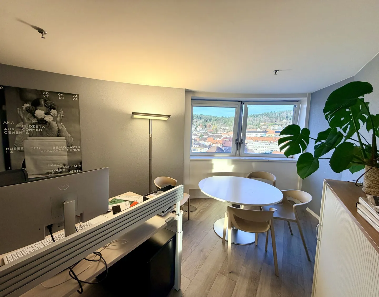 Office Space of 182 m² - 10th Floor - Photo 3 of 4