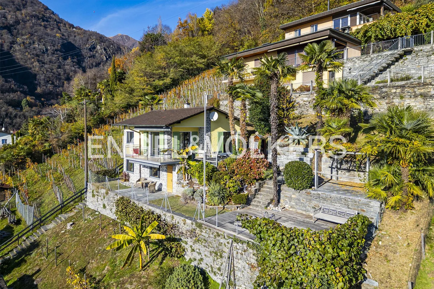 Un endroit privilégié au soleil dans le Tessin - Photo 2 sur 10