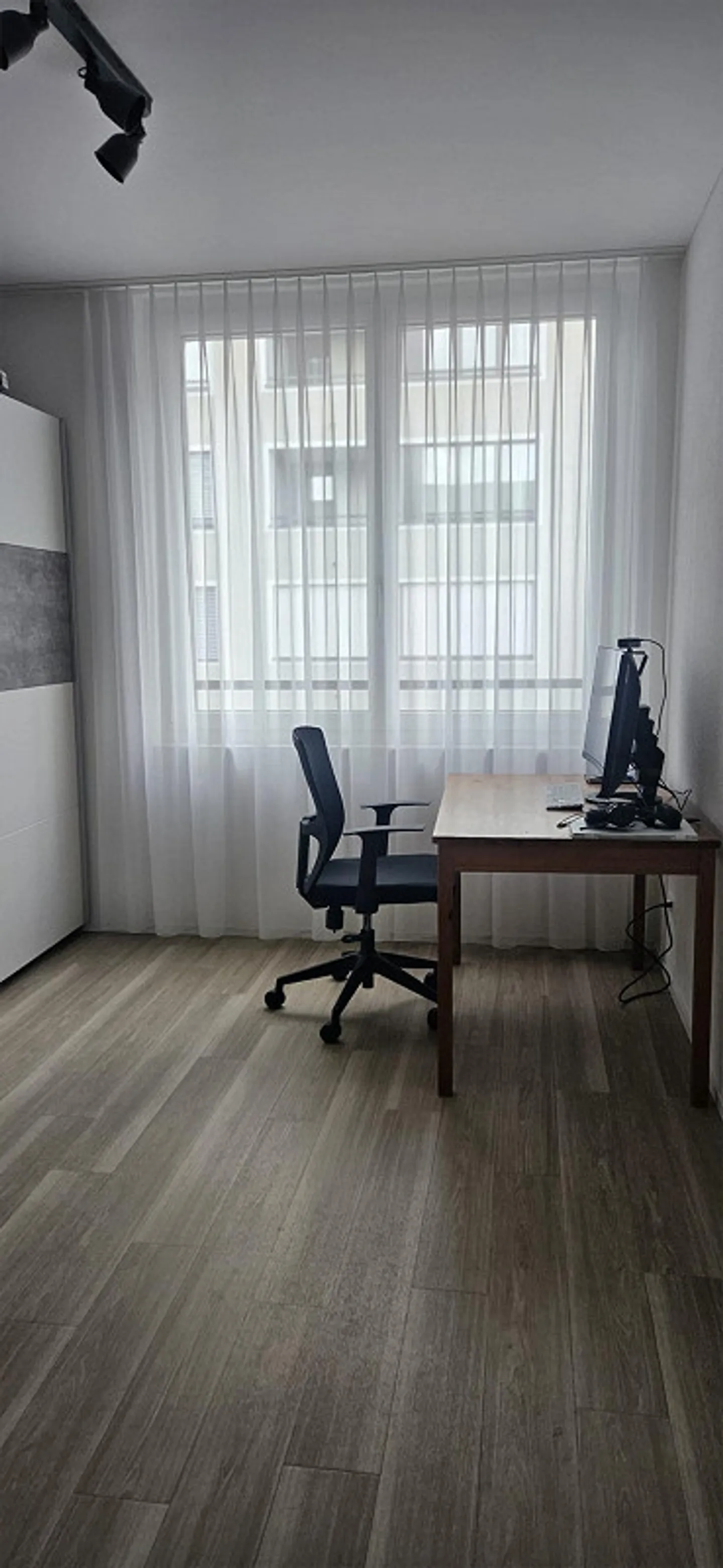 Moderno appartamento di 3,5 stanze con alto standard di costruzione - Foto 8 di 8