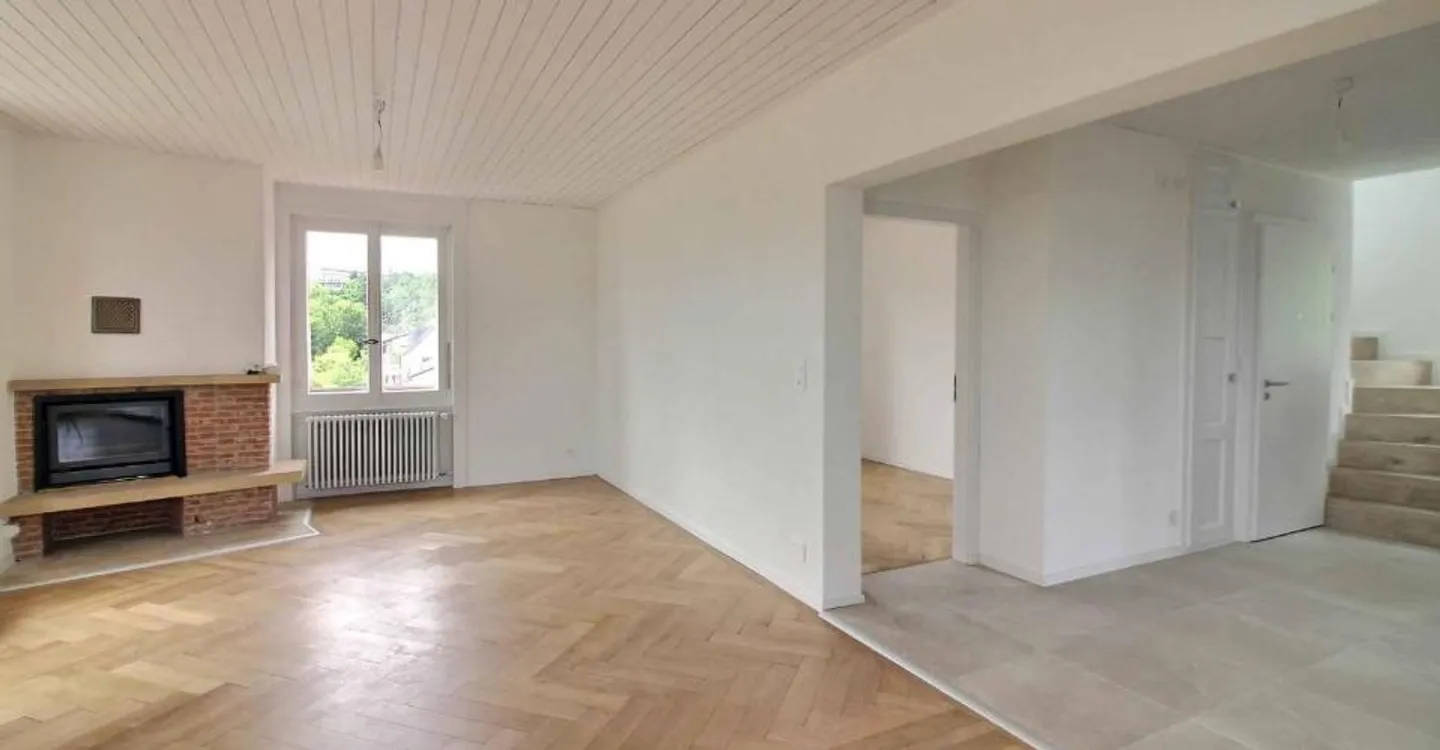 Magnifico appartamento duplex completamente ristrutturato con vista mozzafiato sul lago - Foto 5 di 12