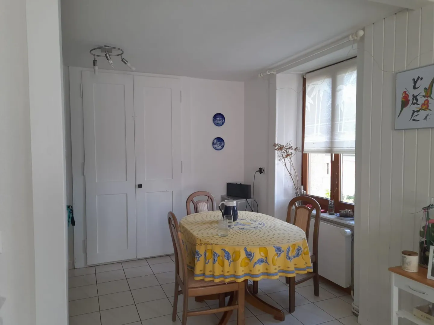 Bel appartamento vicino al centro città di Neuchâtel con un balcone - Foto 2 di 5