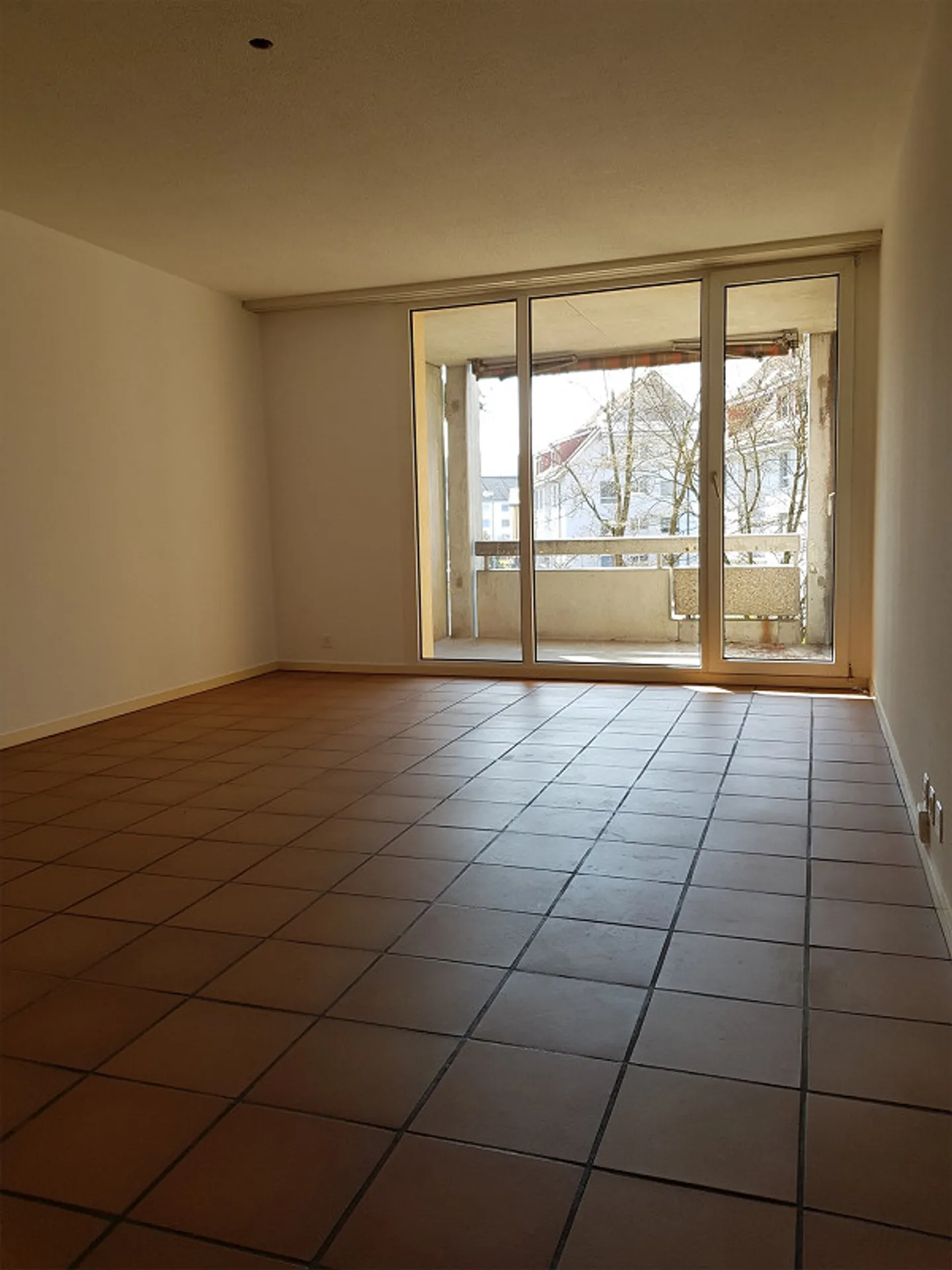 4 1/2 room apartment with balcony - Photo 6 of 12