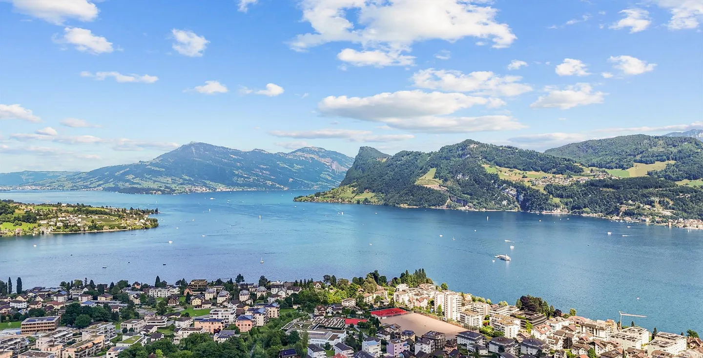 9.5-Room Maisonette Penthouse with Lake View in Hergiswil - Photo 1 of 1