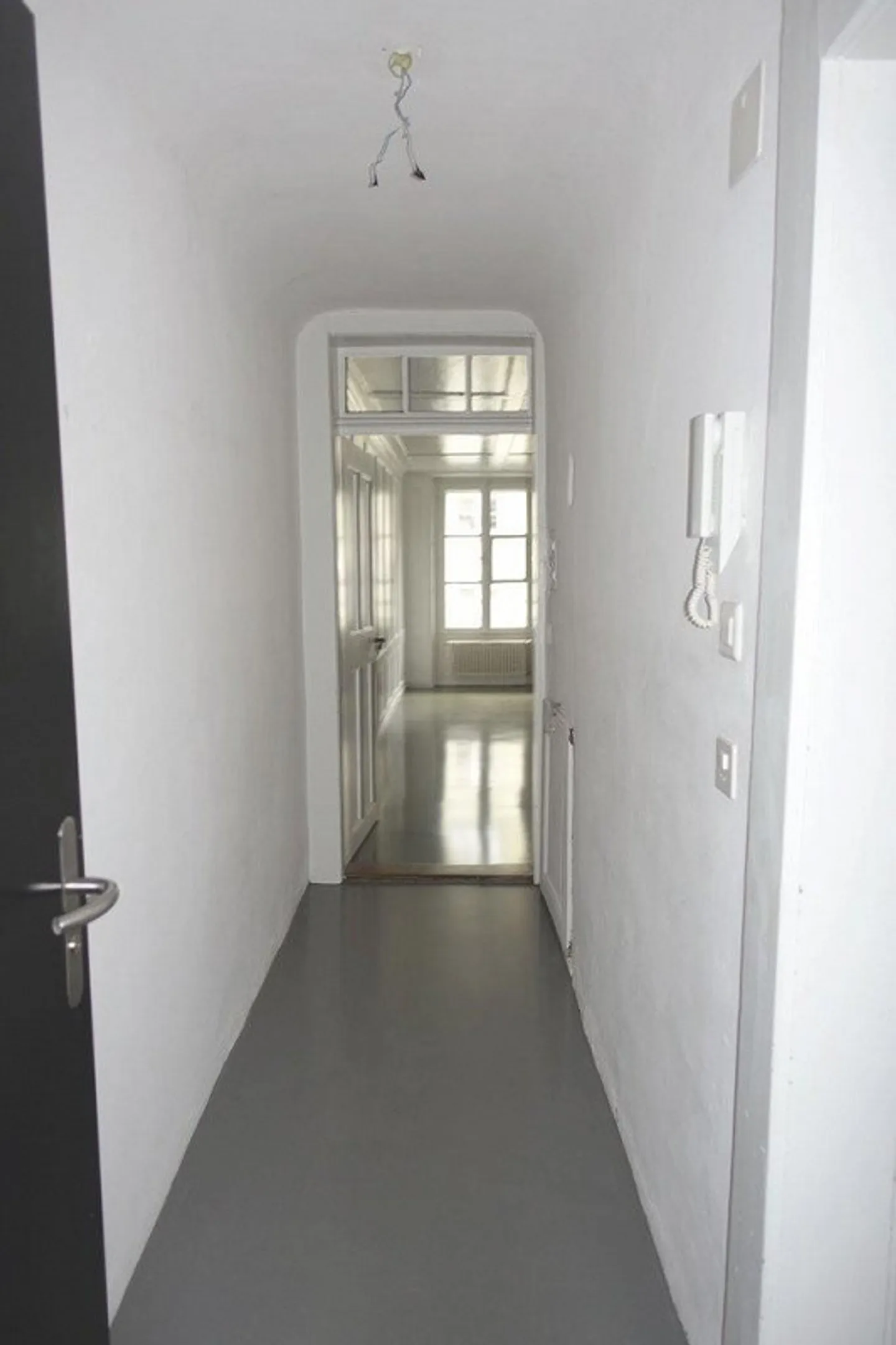 Historical 3-room apartment in old building charm on Rathausgasse - Photo 6 of 10