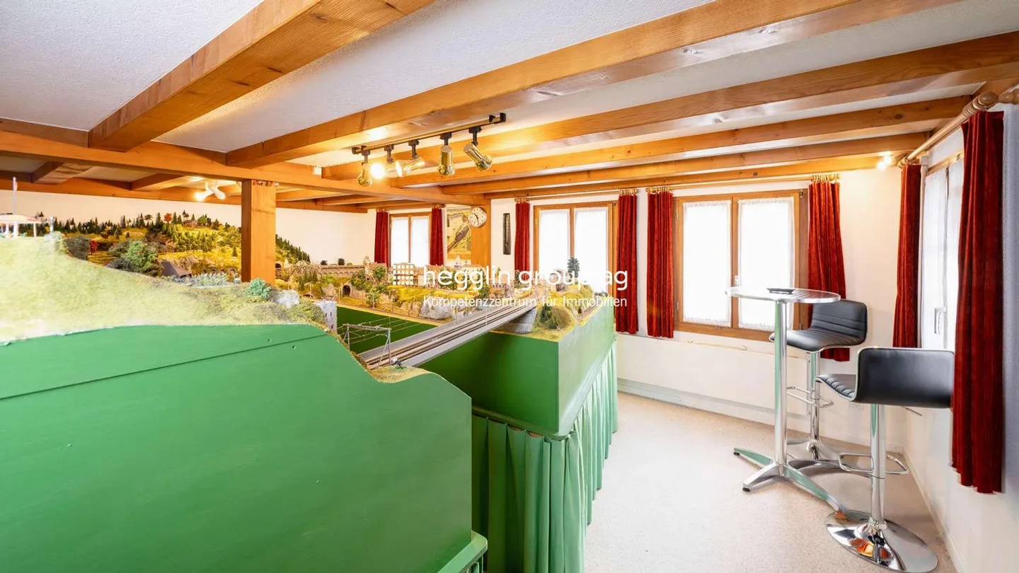 Stylish mid-terrace house with a separate apartment in the heart of Baar - Photo 9 of 11