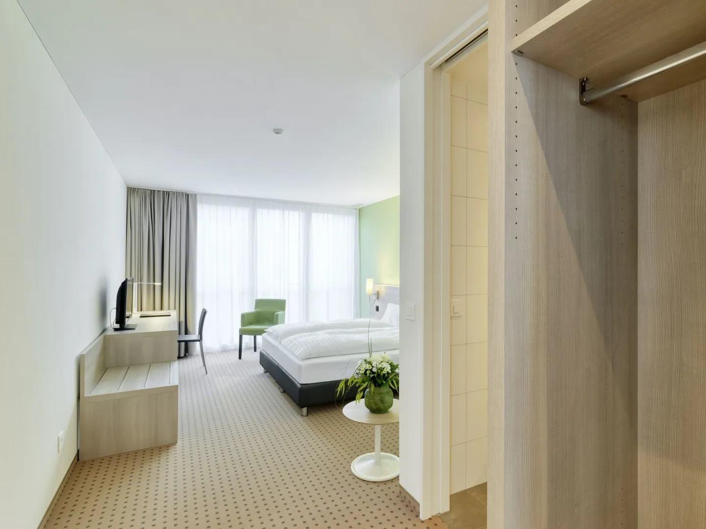 Furnished Room with Shared Spaces - Photo 4 of 7