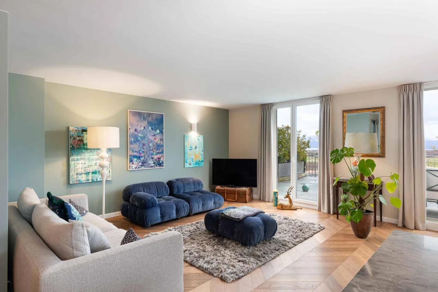 4-room apartment - Photo 1 of 13