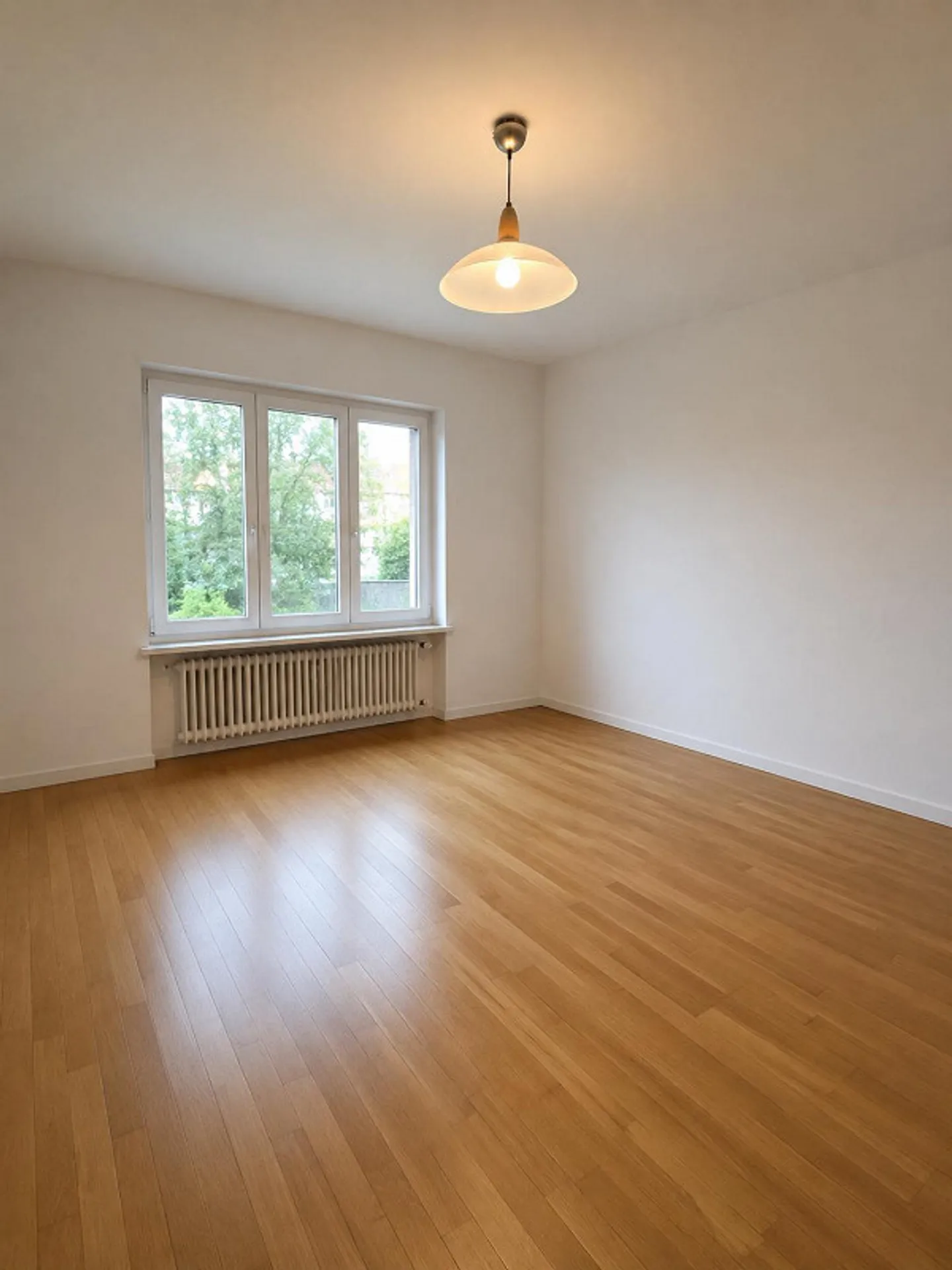 Charmante appartement 2 pièces avec deux balcons à Bâle - Photo 1 sur 9