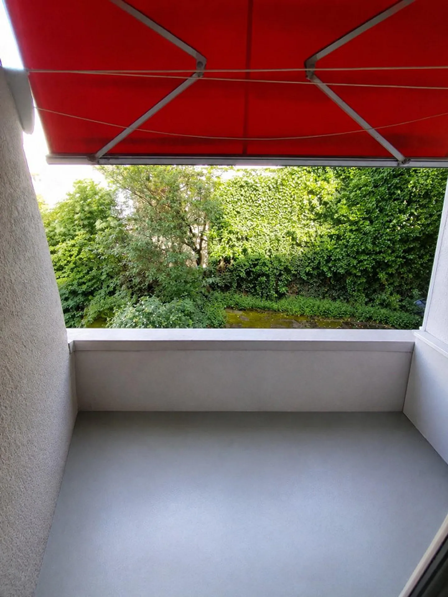 Charmante appartement 2 pièces avec deux balcons à Bâle - Photo 4 sur 9