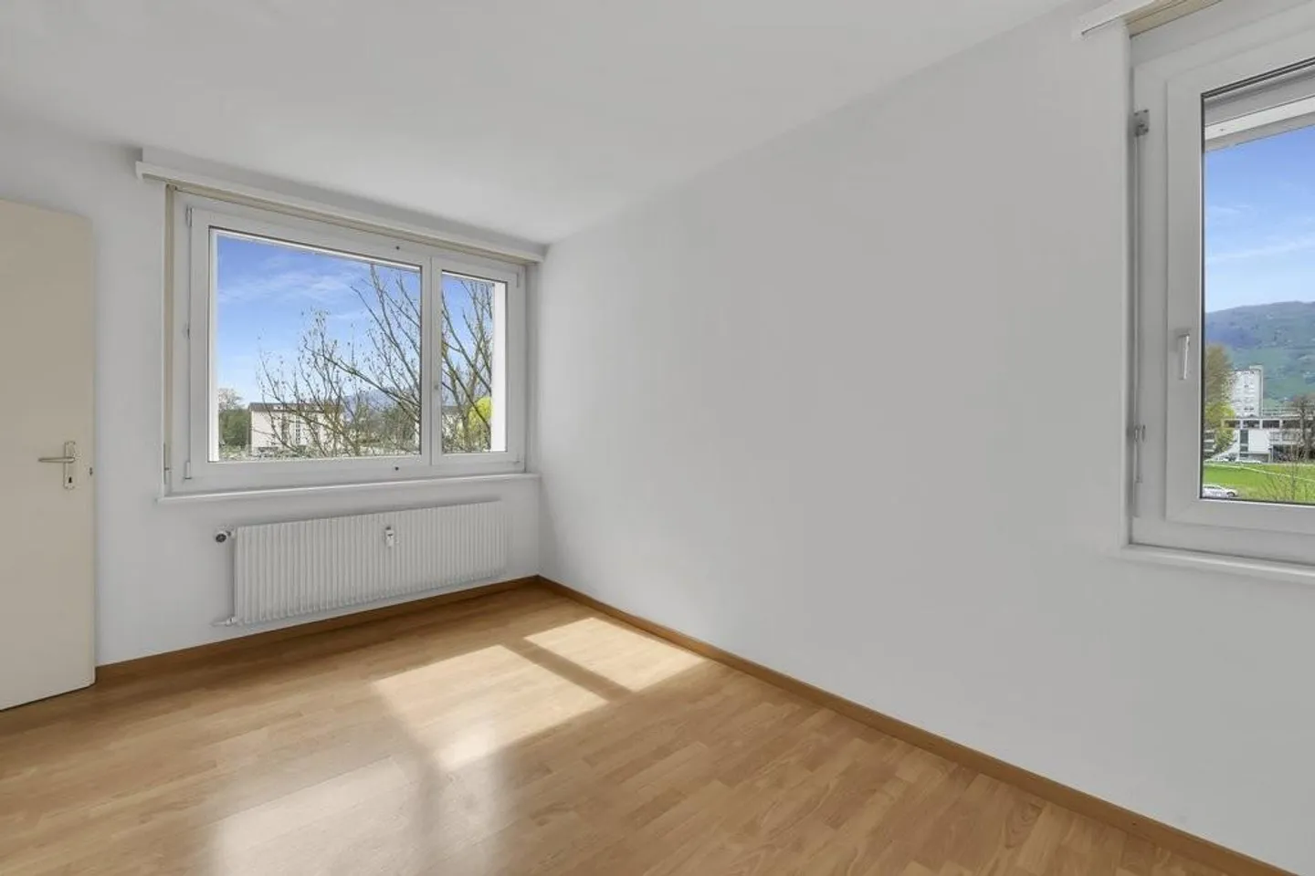 Central location with large balcony - Photo 7 of 8