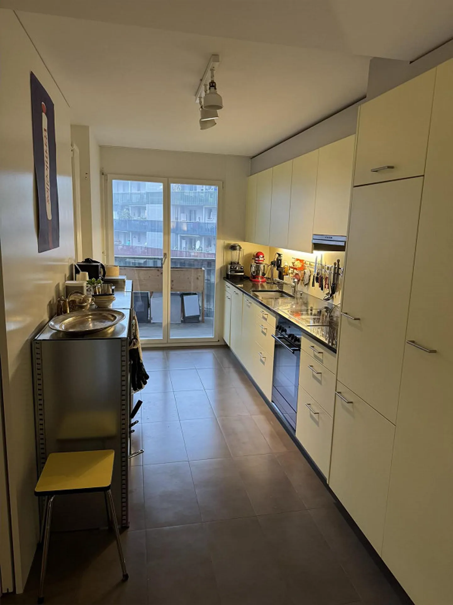 Appartement 3 pièces partiellement meublé, 01.02. - 31.12.2026 - Photo 2 sur 7