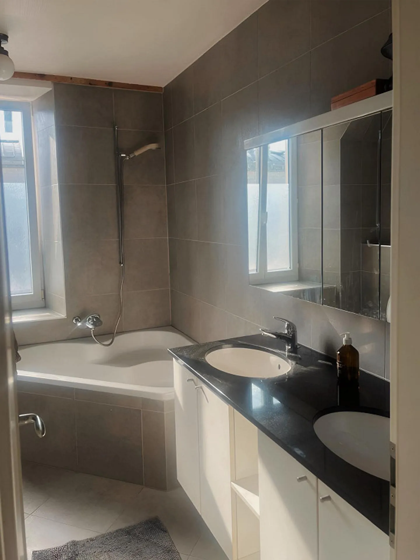 Charmante maisonette avec vue sur les montagnes — à 2 min du lac, Clarens - Photo 8 sur 10