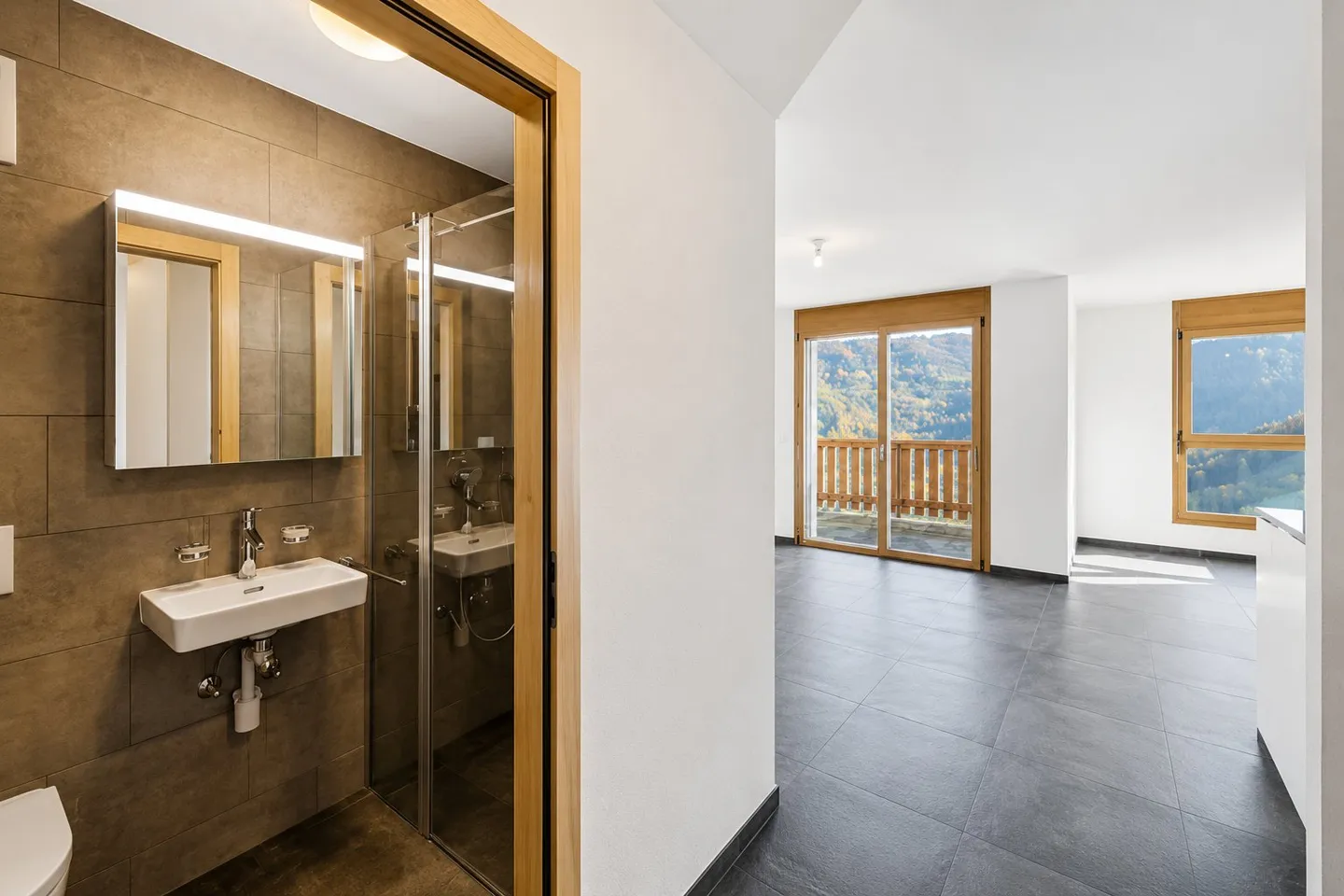 Wunderschöne Wohnung mit Terrasse und Panoramablick - Foto 10 von 10
