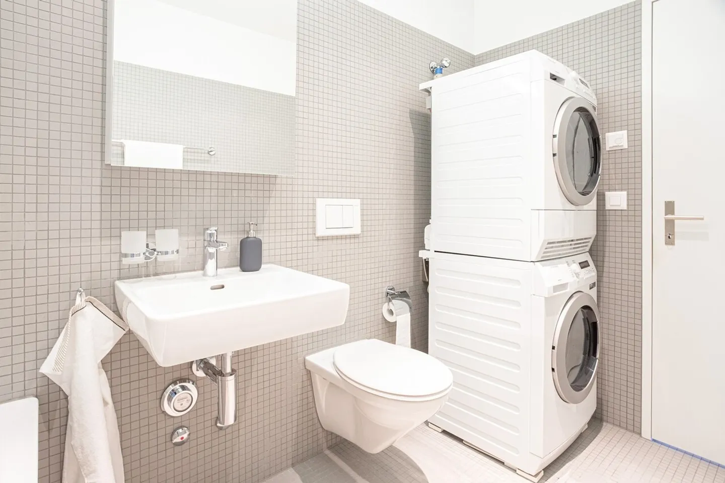 Appartamento moderno di 2,5 stanze - Foto 3 di 7