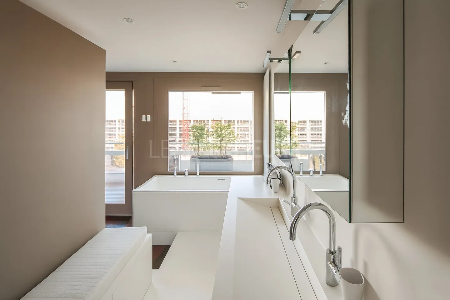 Außergewöhnliches Duplex-Attik - Foto 9 von 10