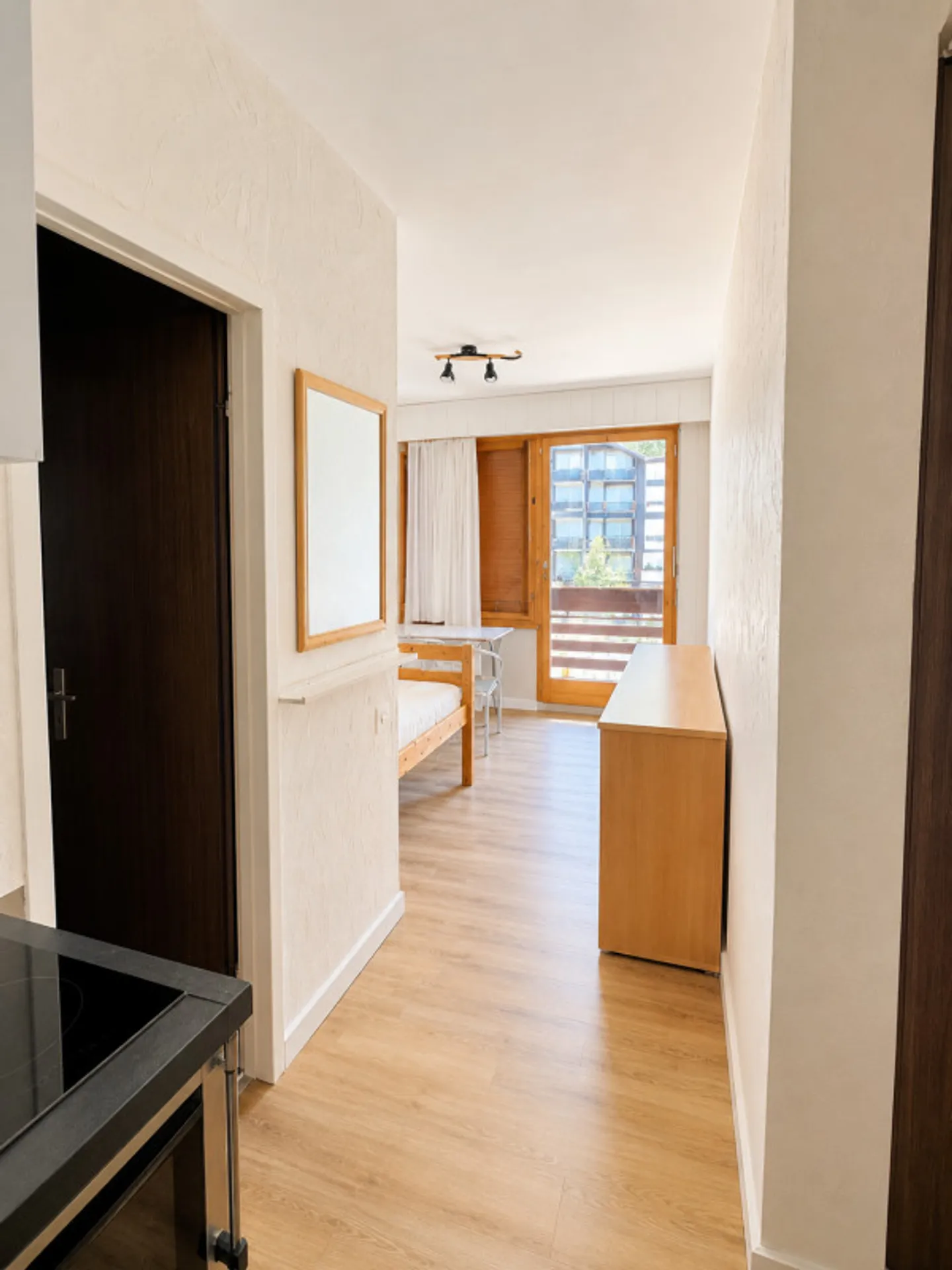 FOR RENT - Apartment with balcony in Anzère - Photo 4 of 12