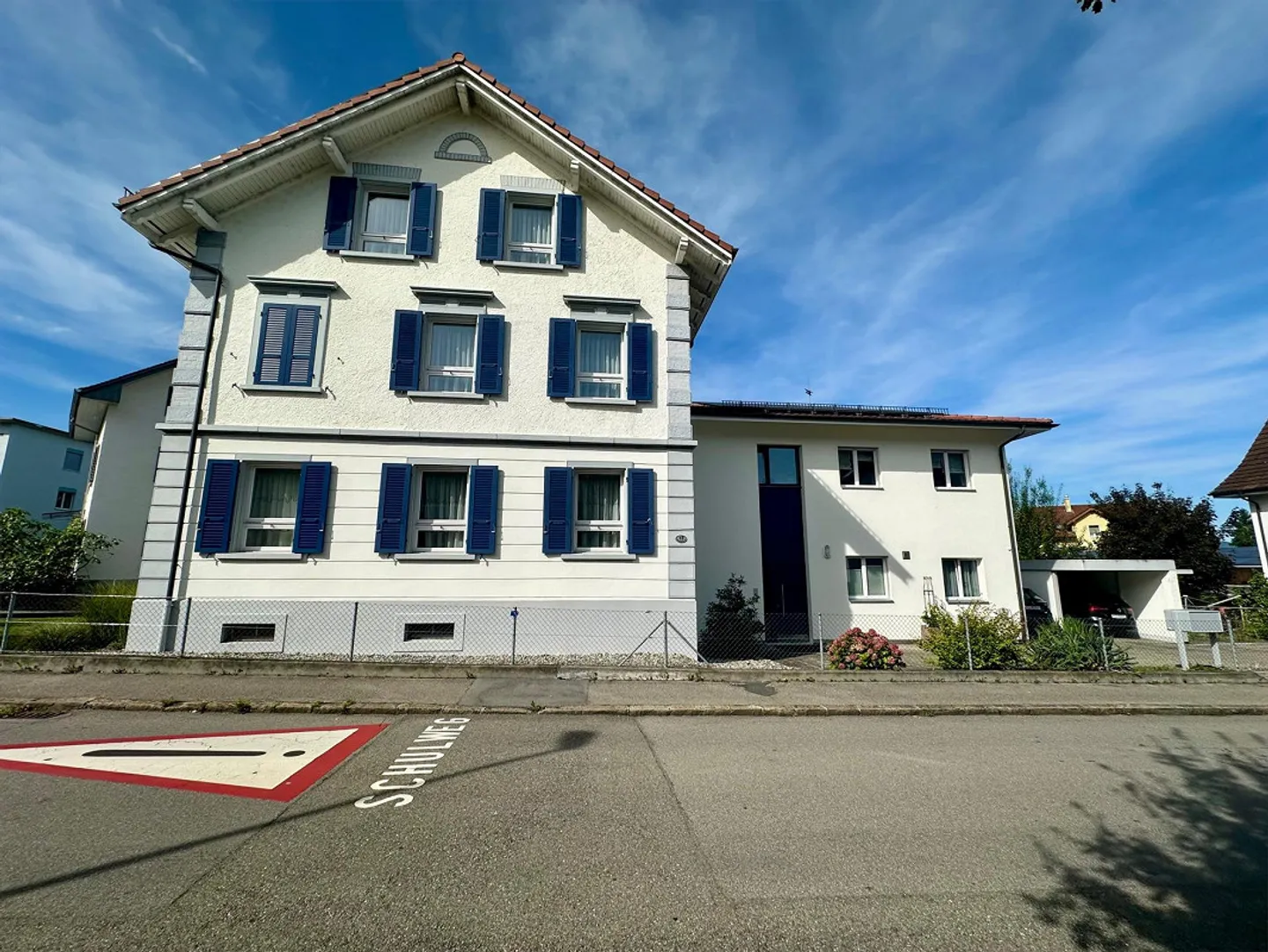 Ampio appartamento di 5 stanze 117 m2 con carattere di casa - Foto 3 di 8