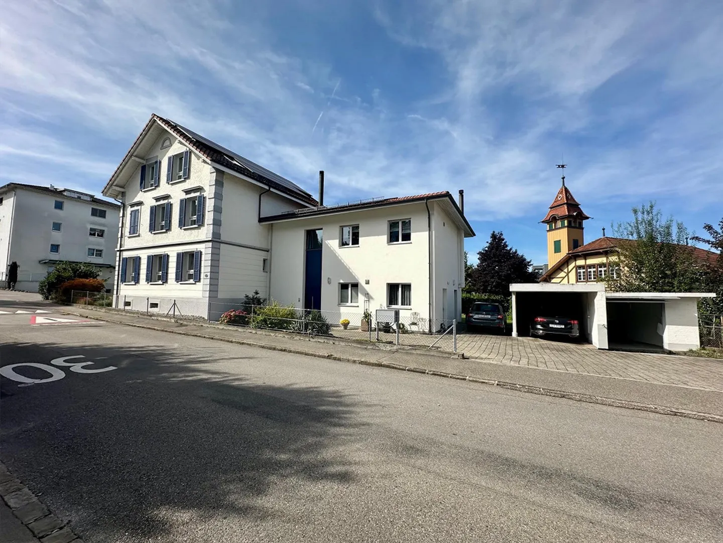 Ampio appartamento di 5 stanze 117 m2 con carattere di casa - Foto 6 di 8