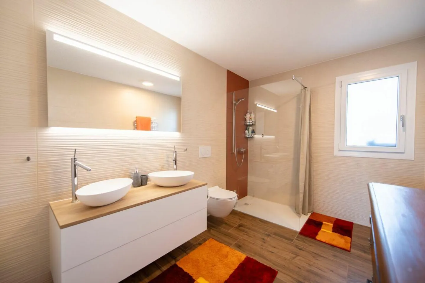 Luce, Spazio, Vista - Moderno appartamento attico di 4,5 locali con vista sul Giura - Foto 11 di 20