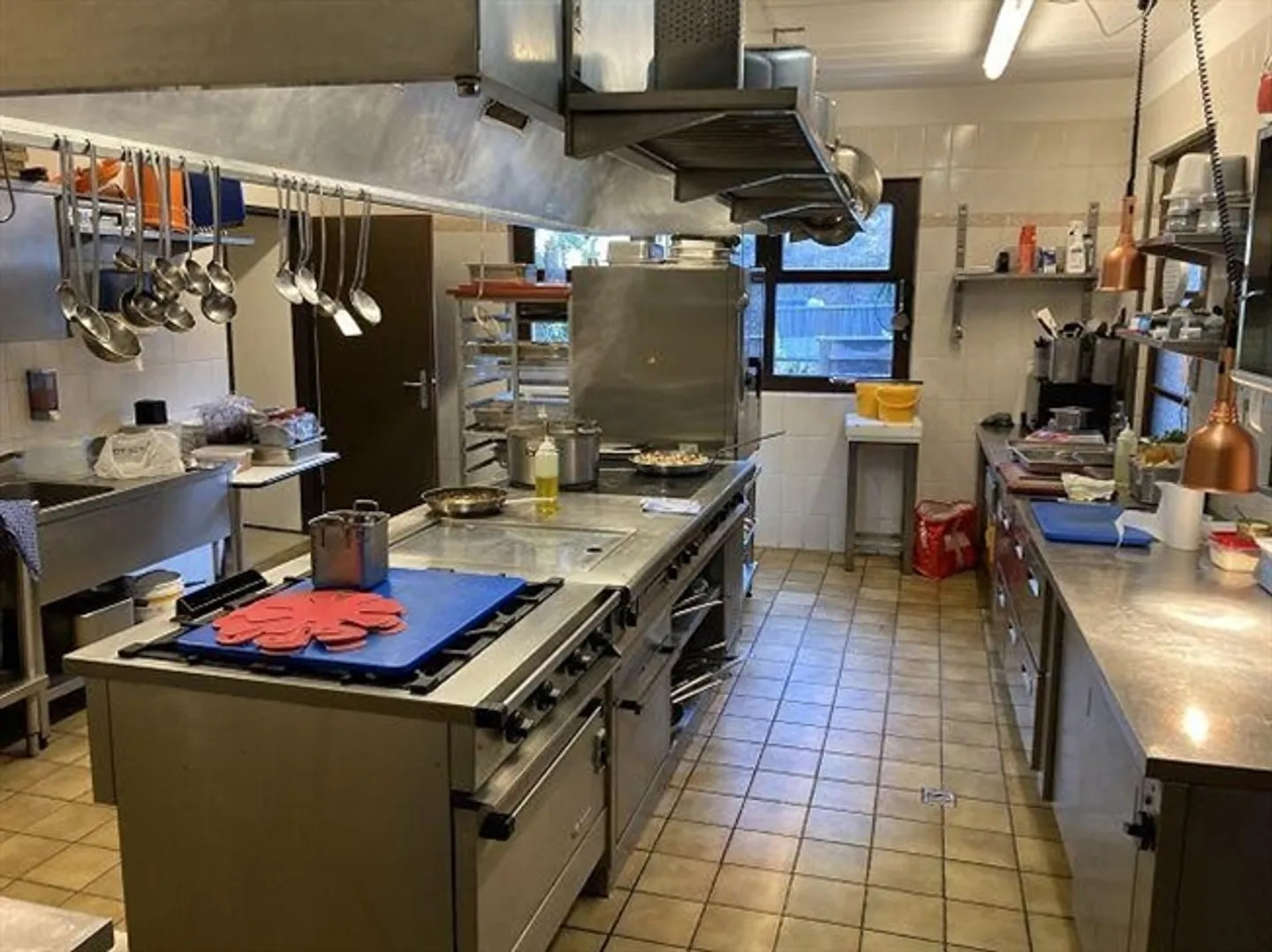 «Restaurant mit Mehrfamilienhaus und Bauland R3 / ristorante con casa plurifamilare e terreno R3» - Foto 14 di 20