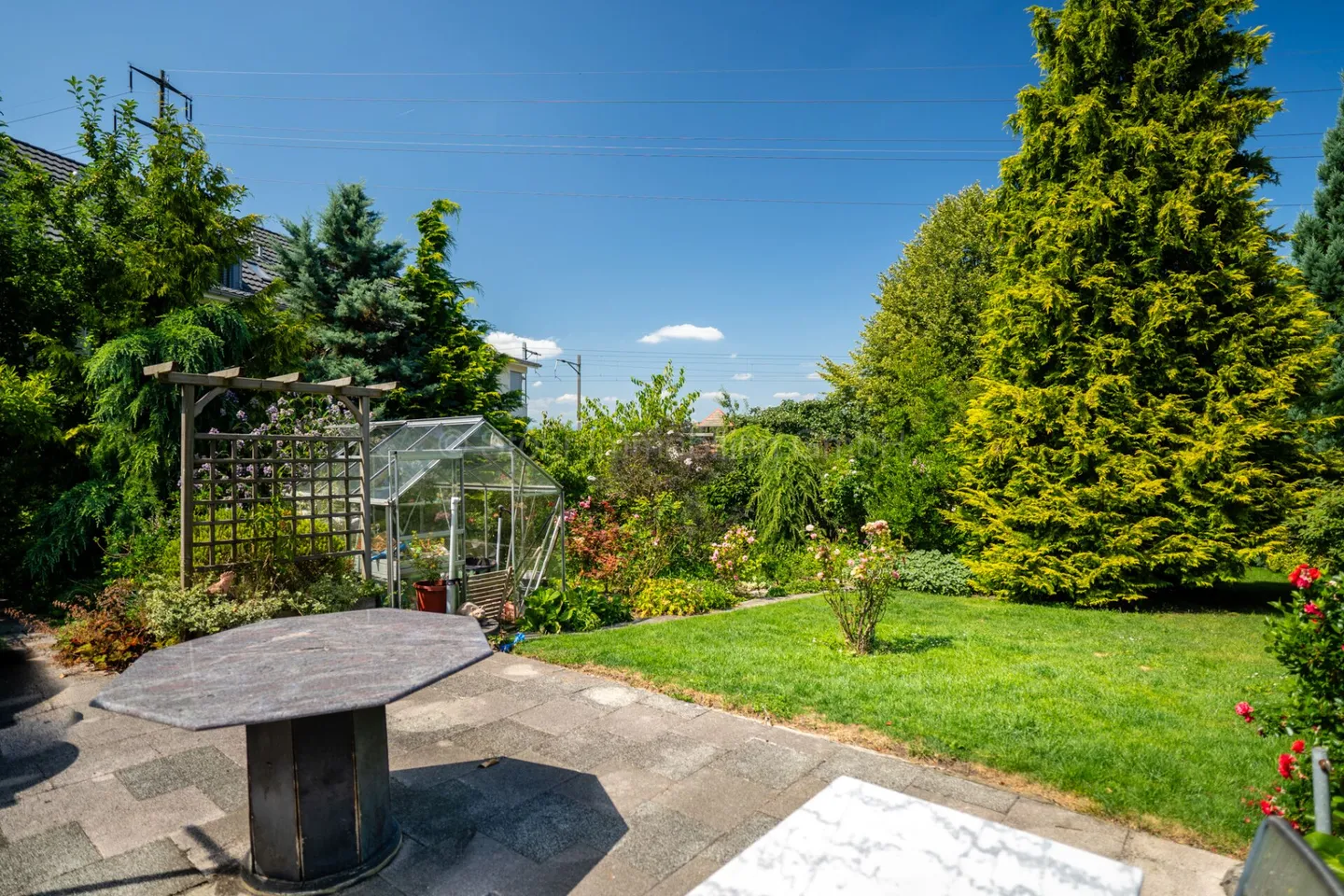 Casa bifamiliare con terreno edificabile - Un'opportunità unica - Foto 11 di 29