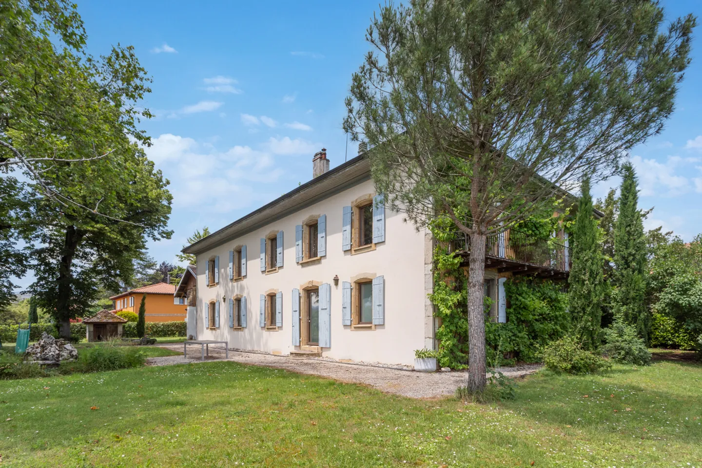 Sumptuous historic property on a wine estate! - Photo 9 of 29