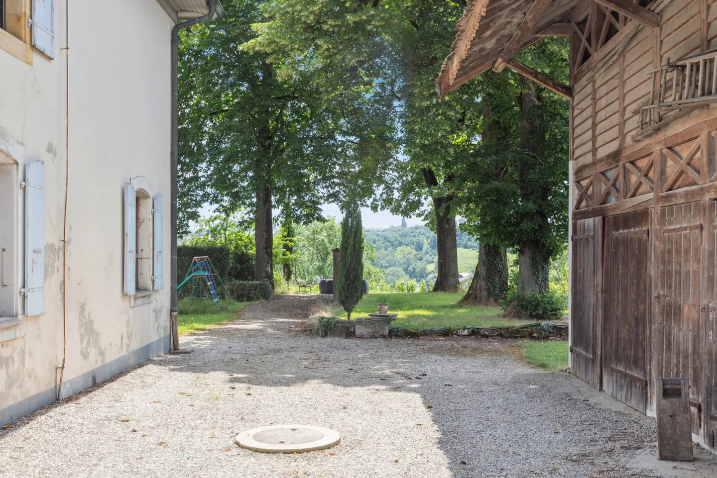 Sumptuous historic property on a wine estate! - Photo 7 of 29