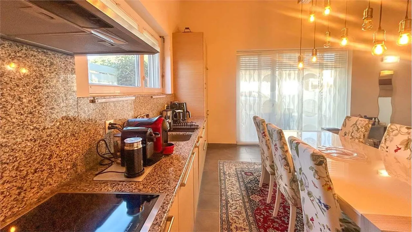 MAISONETTE 4,5 PIÈCES À DEUX PAS DU LAC - Photo 2 sur 10
