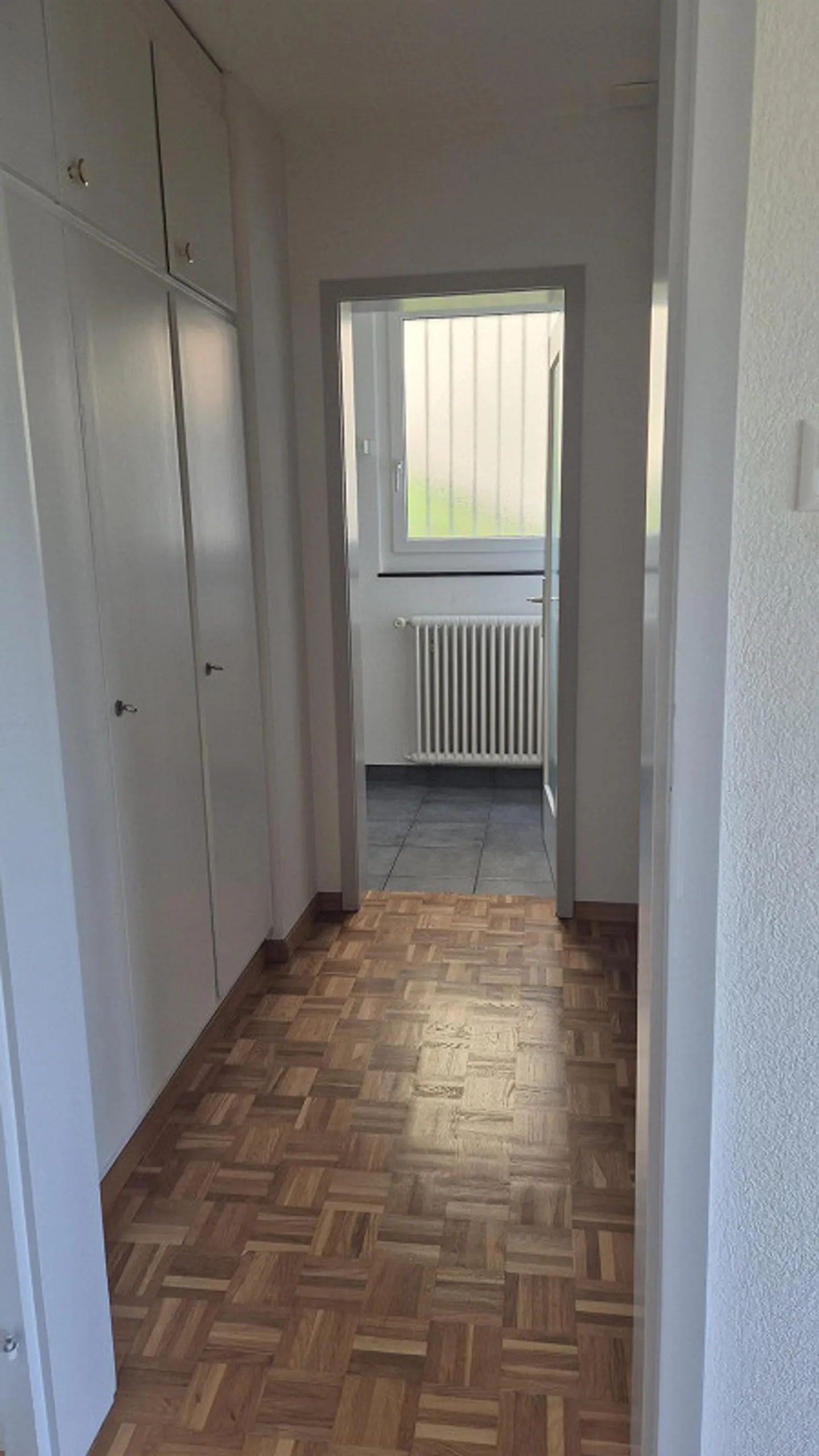 Gepflegte Wohnung mit Balkon - Foto 8 von 8