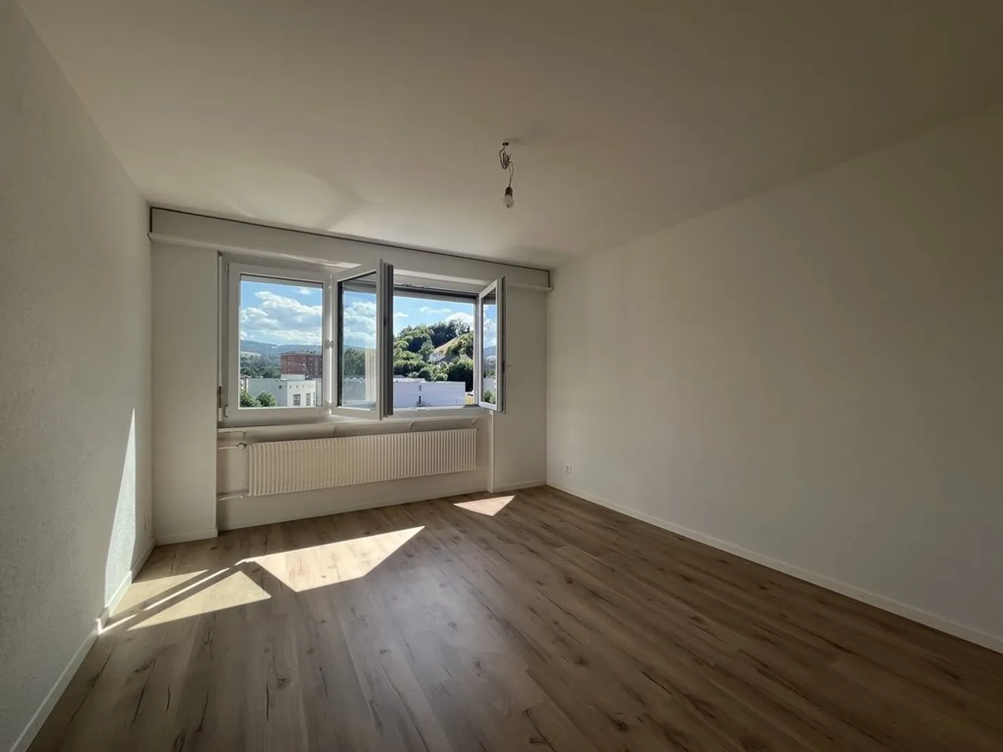 Appartamento completamente ristrutturato con 3,5 stanze in affitto a Porrentruy - Foto 3 di 5