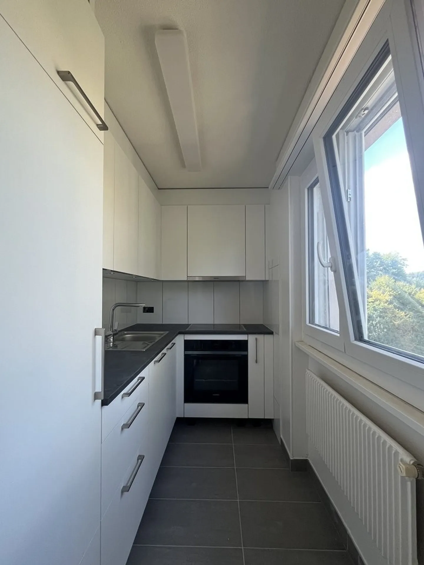 Appartamento completamente ristrutturato con 3,5 stanze in affitto a Porrentruy - Foto 4 di 5