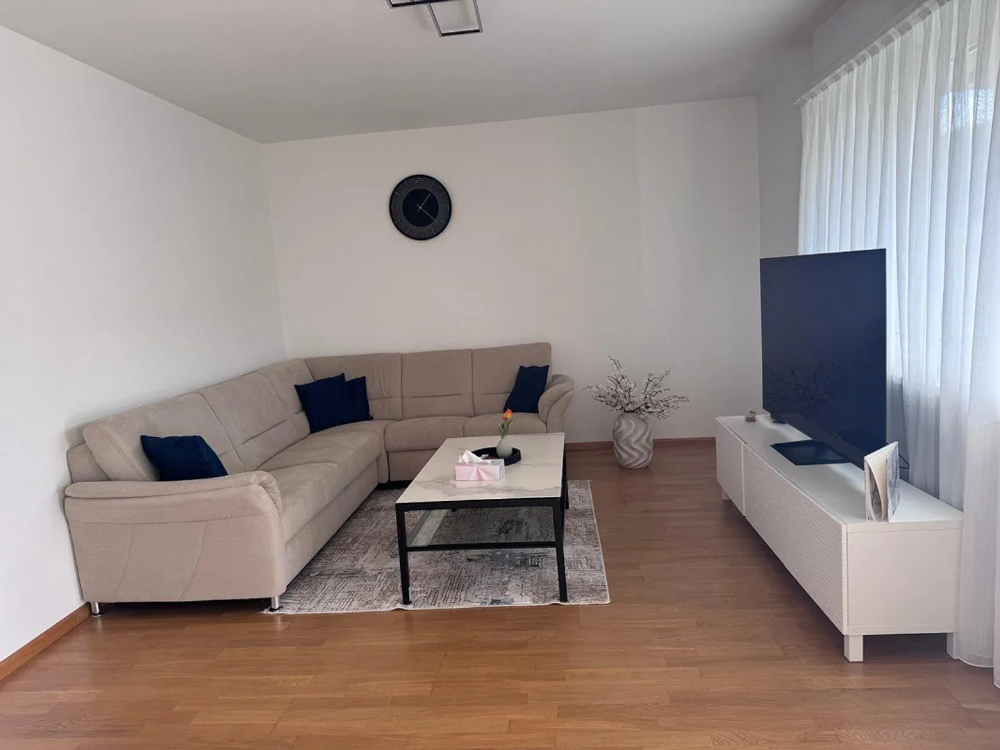 Appartamento affascinante con 4 stanze a Muttenz - Foto 4 di 9