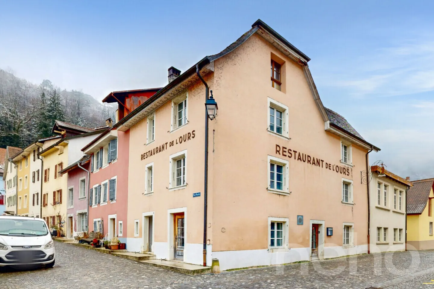 Opportunité d'investissement : Immeuble - Photo 1 sur 12