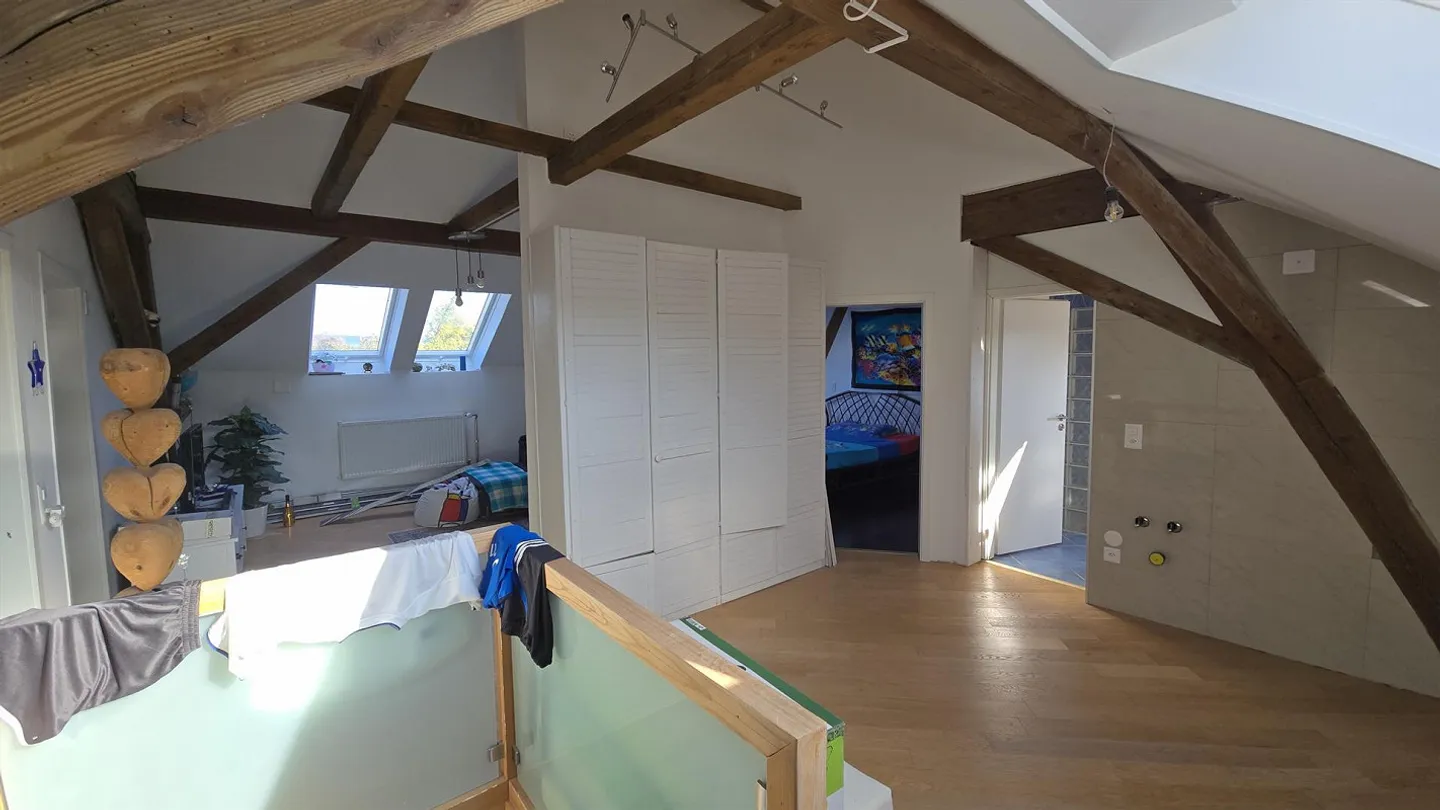 7 Zimmer Einfamilienhaus mit grossem Garten - Foto 8 von 12