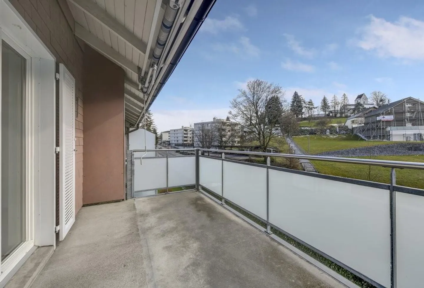 Apartment in a Sunny Location near Wittenbach Train Station - Photo 7 of 8