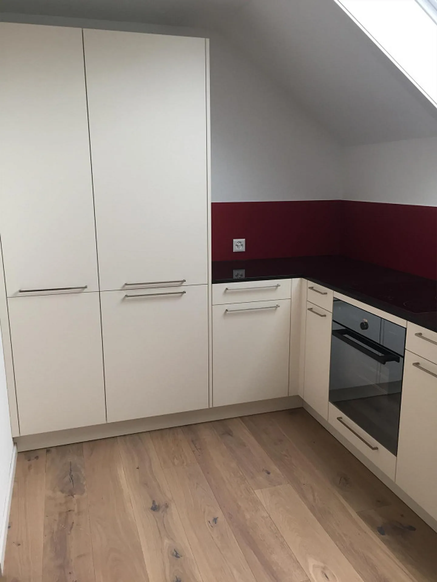 Charmante 4.5 Zimmer Attique - Foto 7 von 11