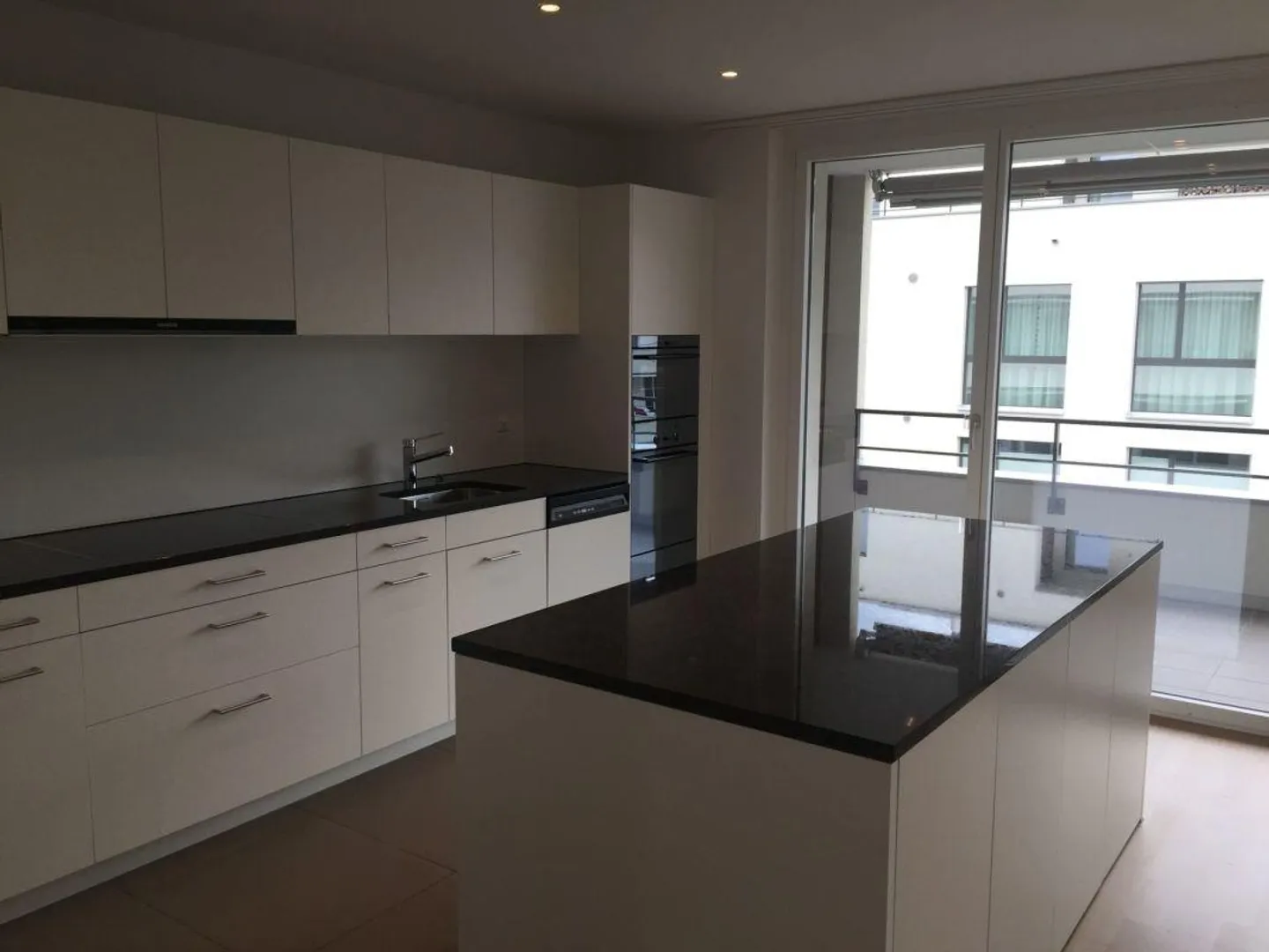 Appartement lumineux au centre d'Ebikon - Photo 3 sur 7