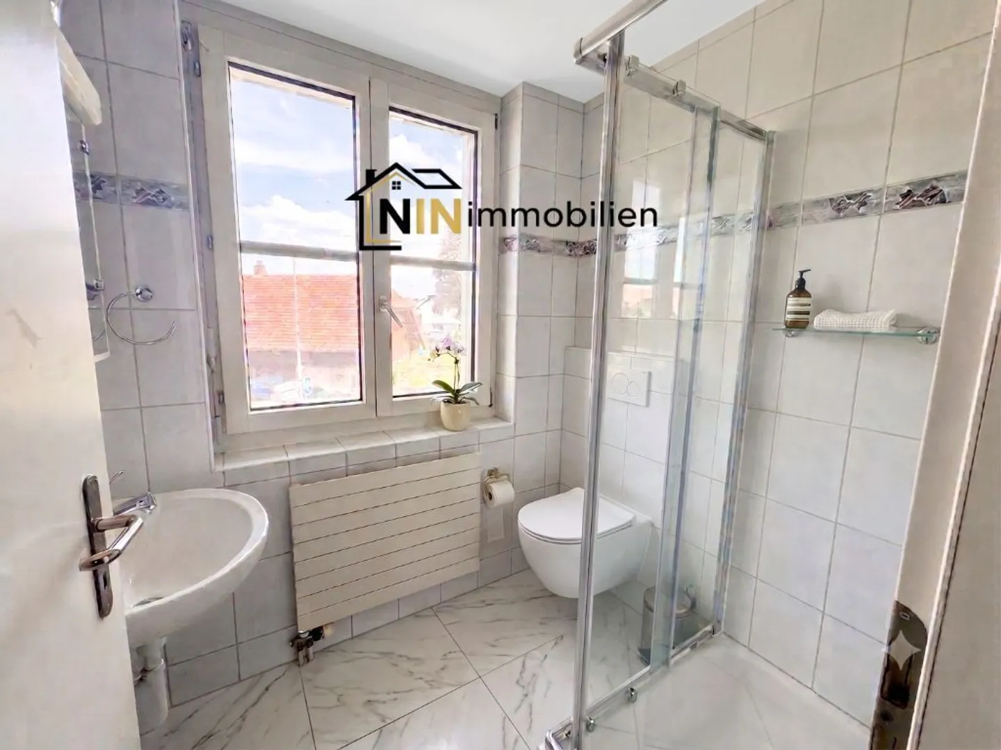 Appartement lumineux avec balcon - Photo 7 sur 9