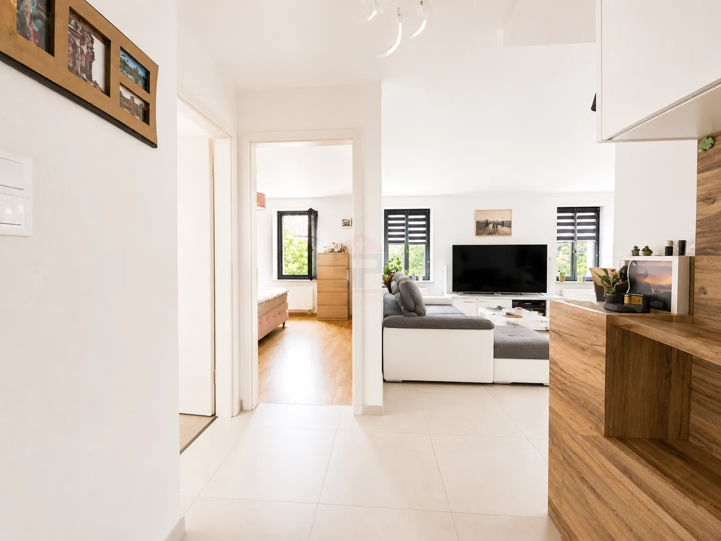 Appartamento 4.5 stanze - Foto 3 di 9