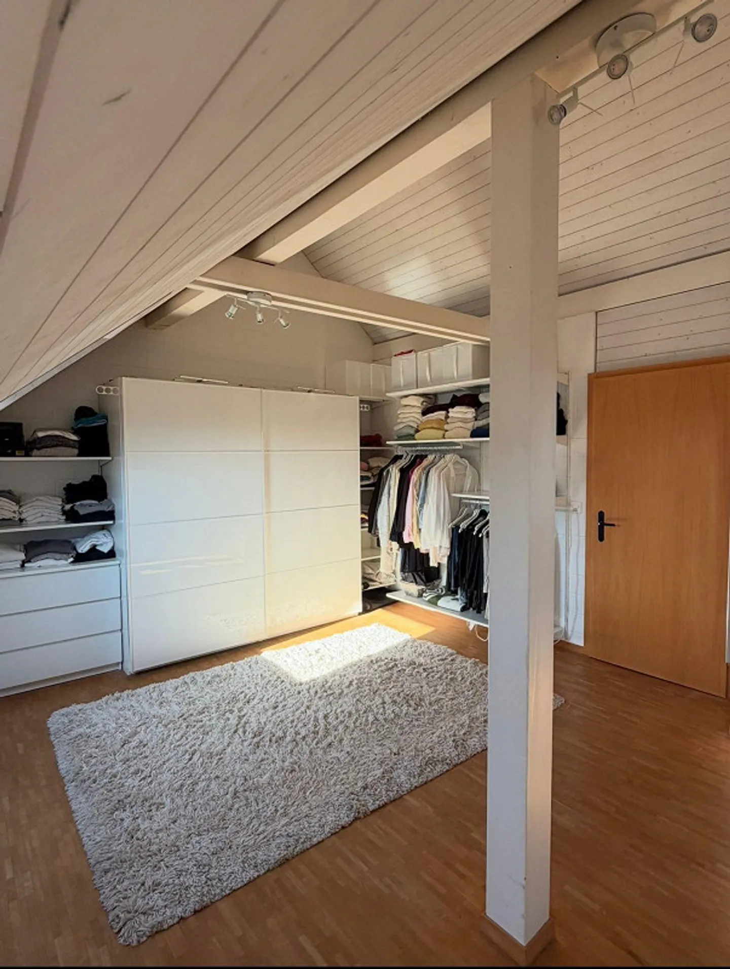 Maison individuelle ensoleillée avec garage souterrain - Photo 16 sur 16