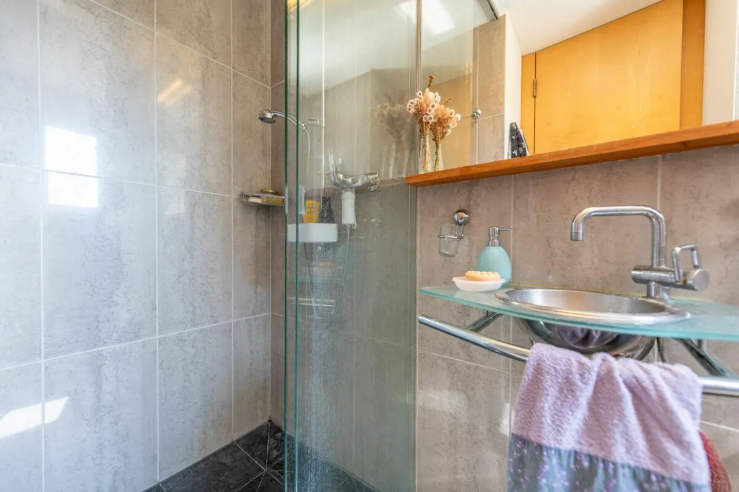 Idylle pure : Maison de rêve spacieuse avec vue et architecture particulière - Photo 6 sur 25