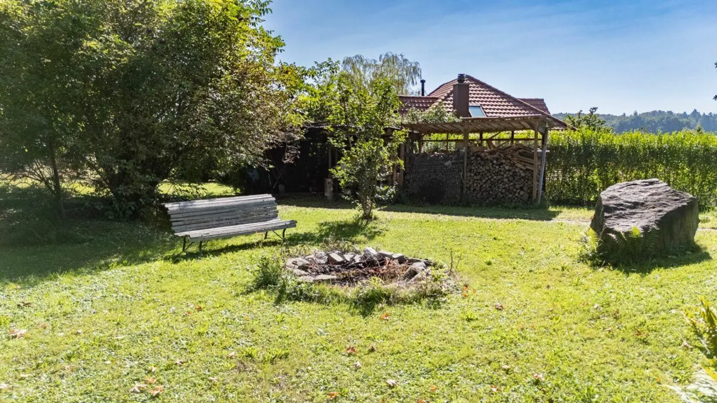 Idylle pure : Maison de rêve spacieuse avec vue et architecture particulière - Photo 16 sur 25