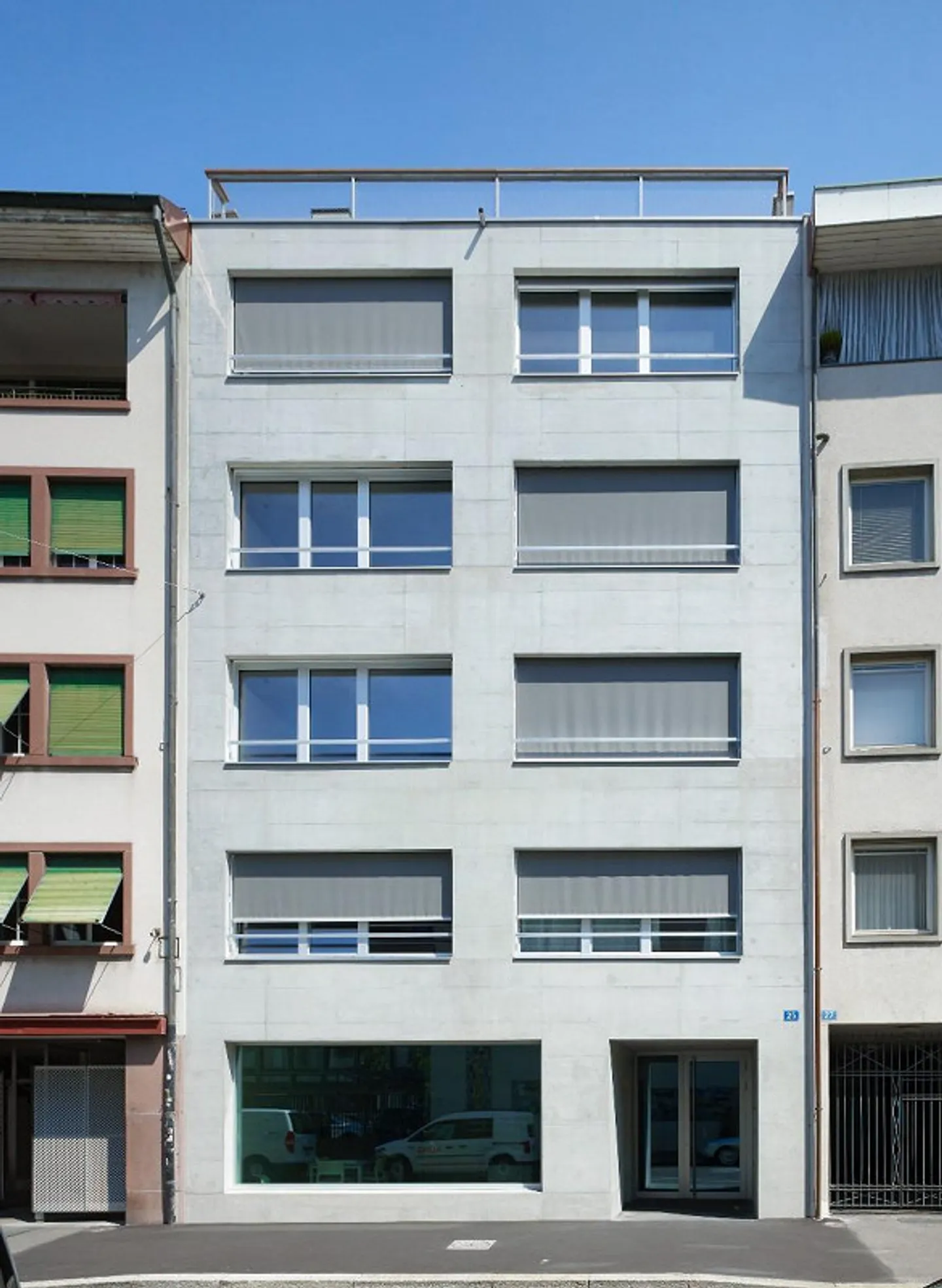 Modern 2.5-room apartment with high-quality finish in Kleinbasel - Photo 1 of 10