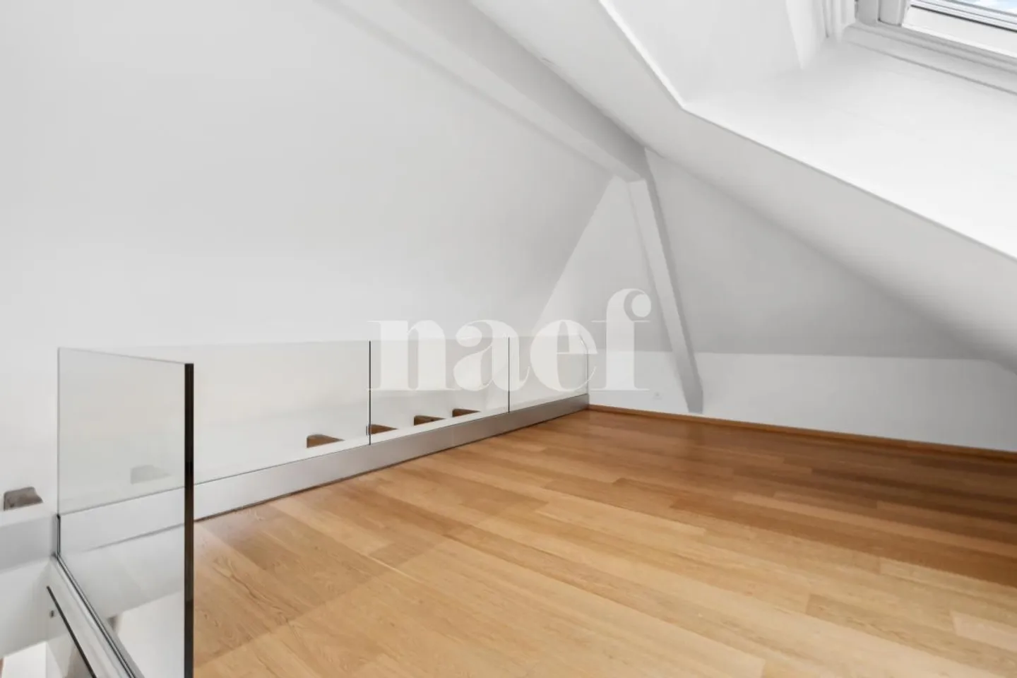 Duplex in the Heart of the Village of Colombier - Photo 6 of 7