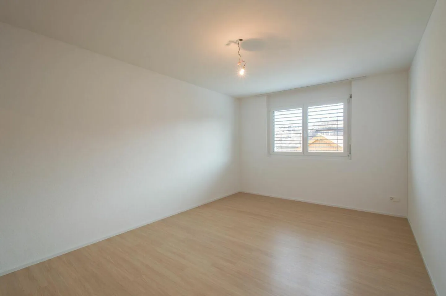 Like-new, centrally located family apartment - Photo 6 of 14