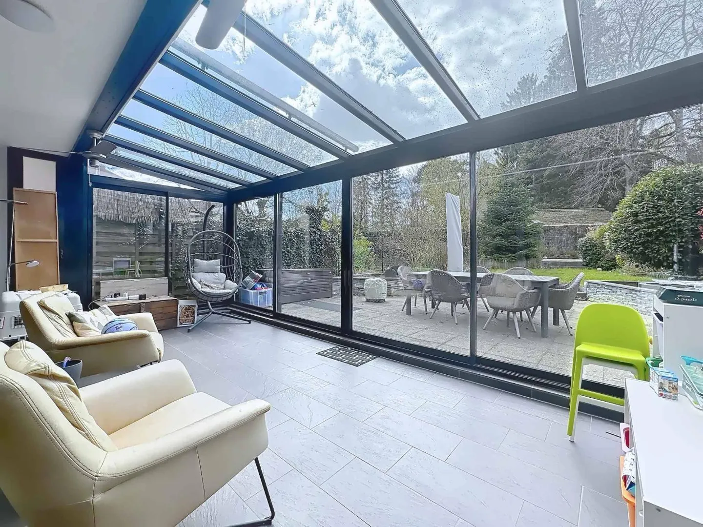Exklusiv: Triplex-Wohnung mit Terrasse und Garten - Foto 3 von 13