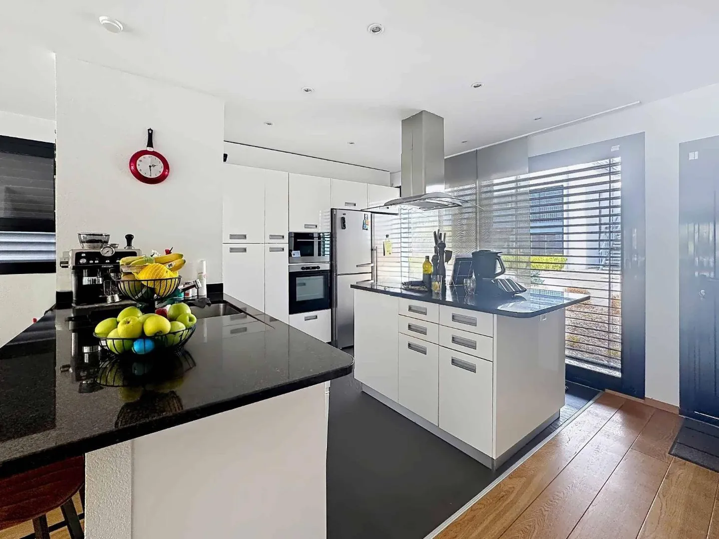 Exklusiv: Triplex-Wohnung mit Terrasse und Garten - Foto 6 von 13